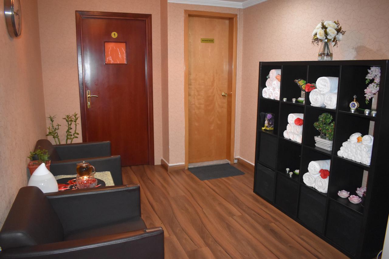 Emirates Plaza Hotel Abu Dhabi Ngoại thất bức ảnh