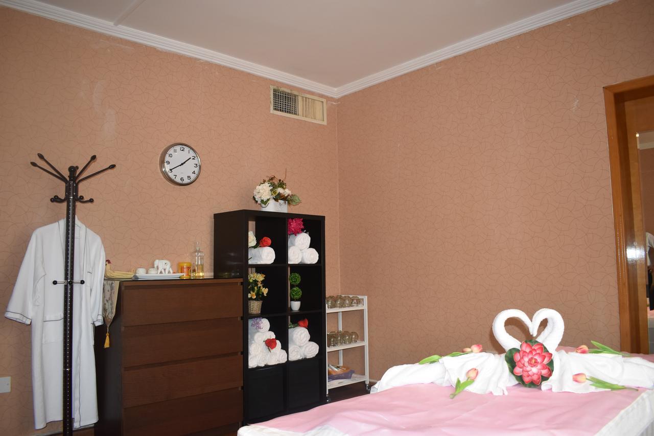 Emirates Plaza Hotel Abu Dhabi Ngoại thất bức ảnh